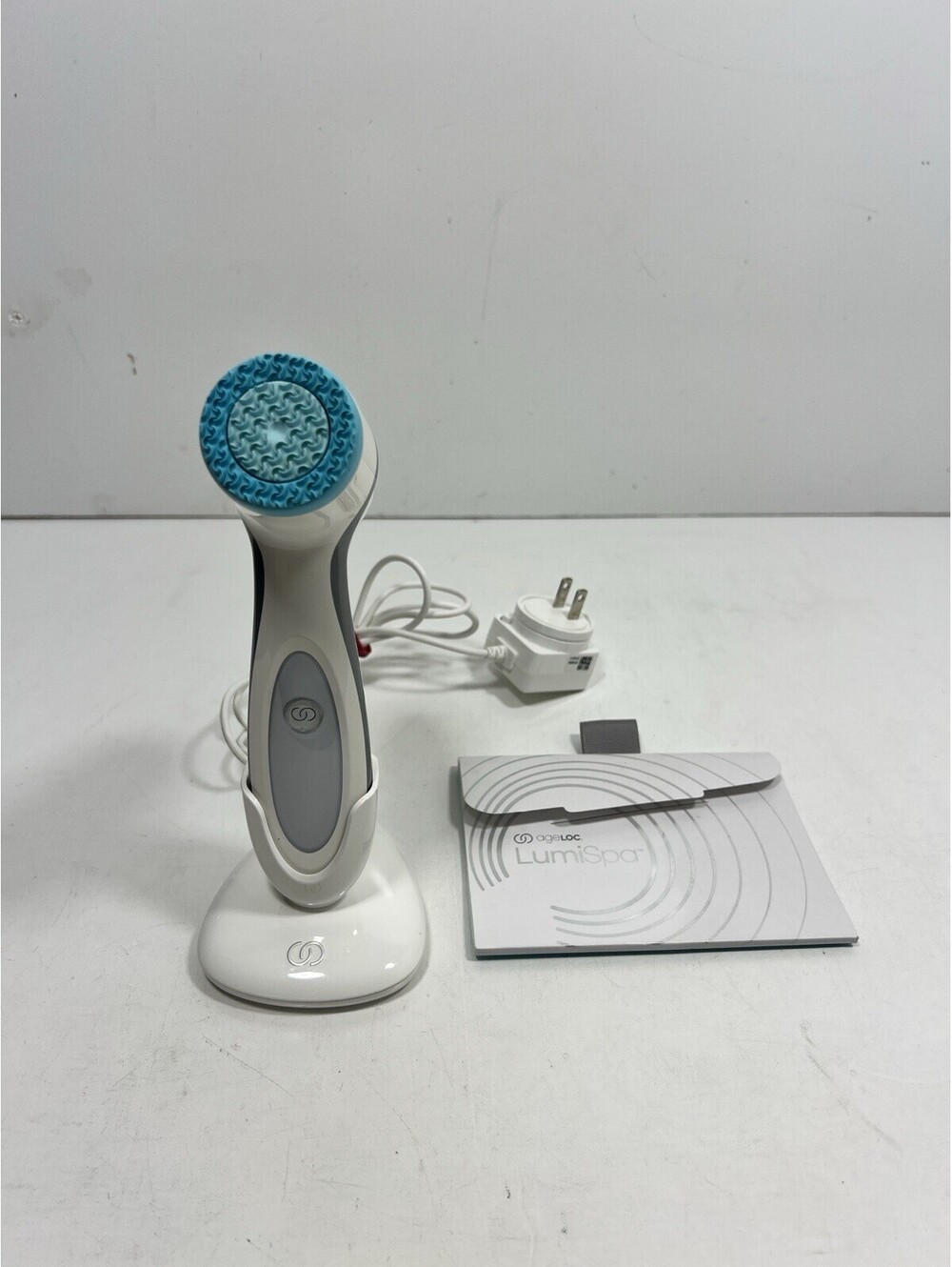 Nu Skin ageLOC LumiSpa Facial Cleansing Device & Charging Base